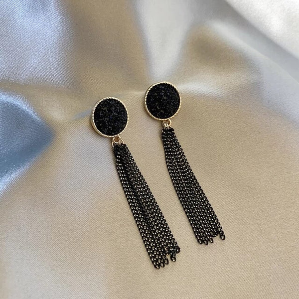 BLACK-PARTY-EARRINGS
