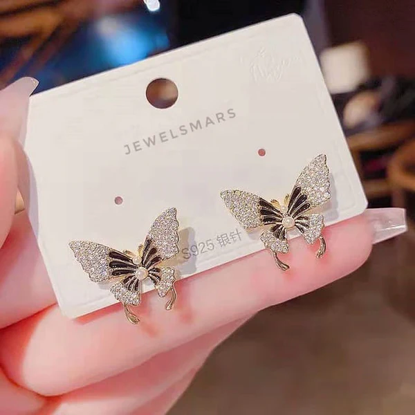 Classic-Butterfly-Studs.
