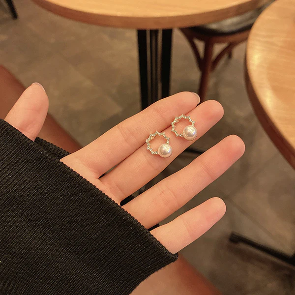 FEC054C8-05B0-4EBE-8B15-AD077F6C424F