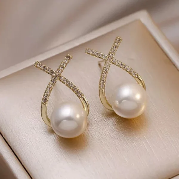 Diamond and Pearl Stud Korean Earrings